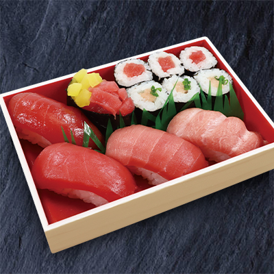 まぐろ尽くし